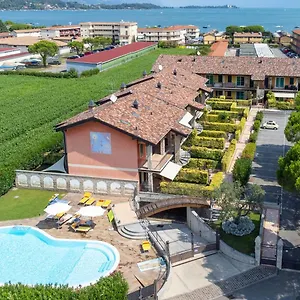 Holiday home Di Garda A 300m - House In Manerba, Manerba del Garda