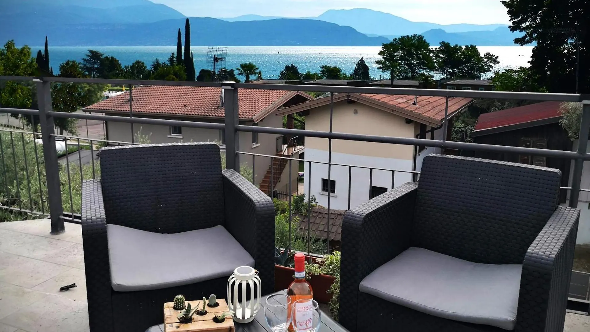 Villa Note Di Lago Manerba del Garda 0*,  Italien